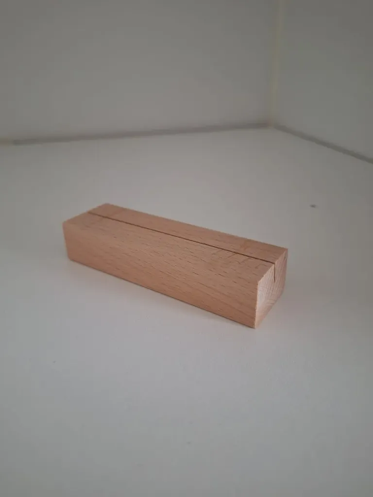 Porte menu en bois